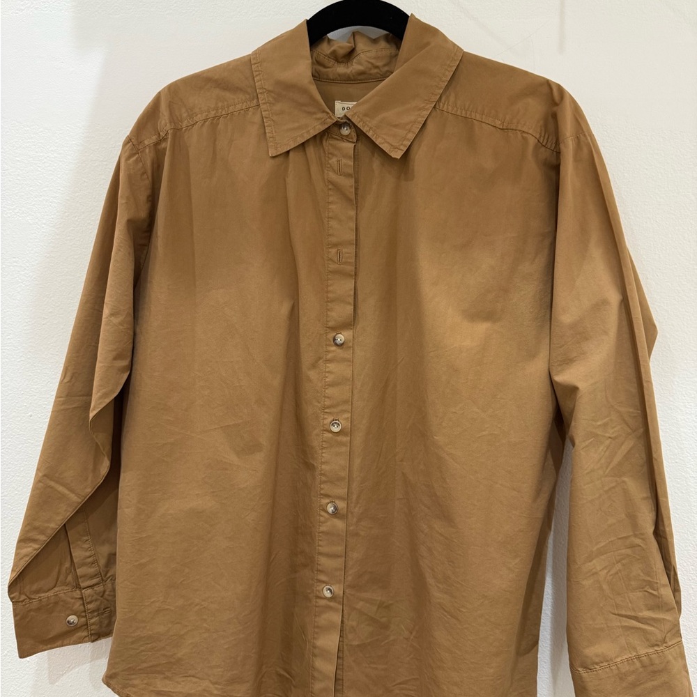DONNI. Women's Button-Down Shirt in Caramel Brown
